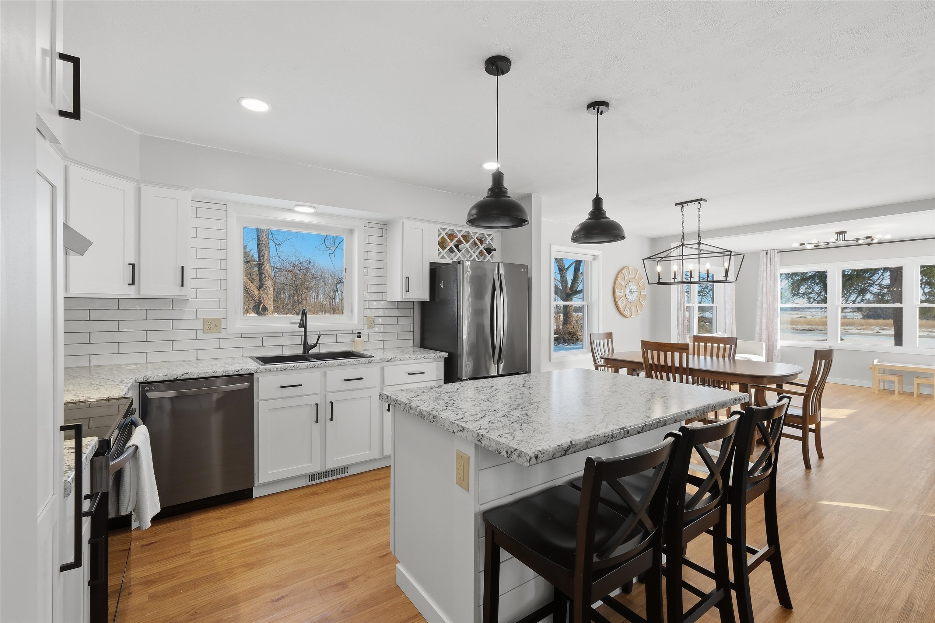 W5938 Hall Road Poynette, WI 53955 - Photo 8 of 24