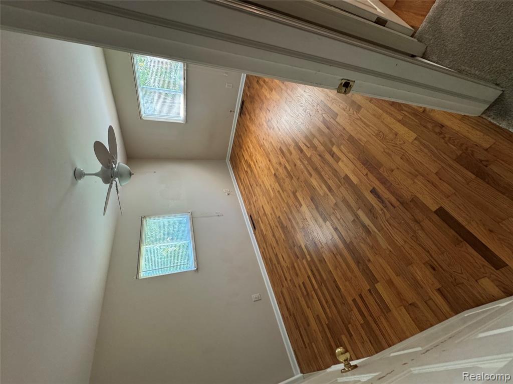 2434 East Cook Road Grand Blanc, MI 48439 - Photo 11 of 27