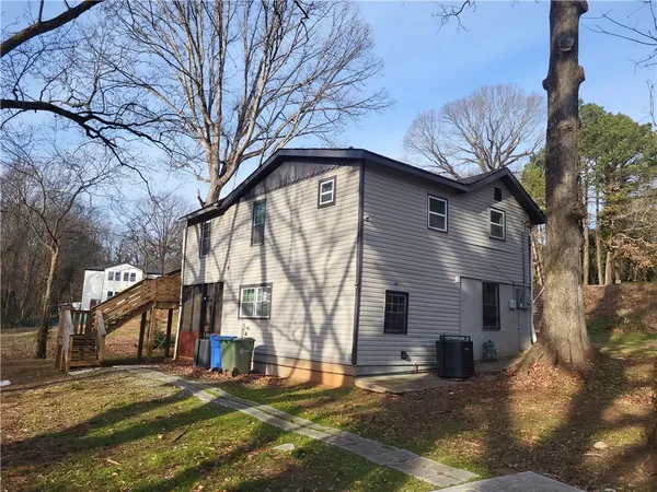 $950 | 2308 Lakewood Avenue Southwest, Unit D, Atlanta, GA 30315