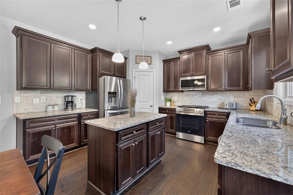 1229 Redhead Lane Jefferson, GA 30549 - Photo 7 of 40