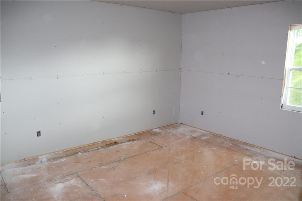 92 24th Street Northwest Hickory, NC 28601 - Photo 10 of 10 a view of empty room