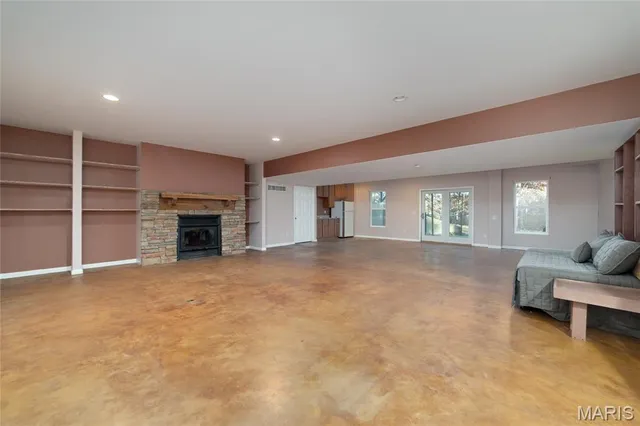 $675,000 | 27431 Lee Court, Warrenton, MO 63383