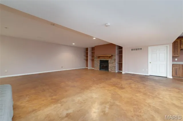 $675,000 | 27431 Lee Court, Warrenton, MO 63383