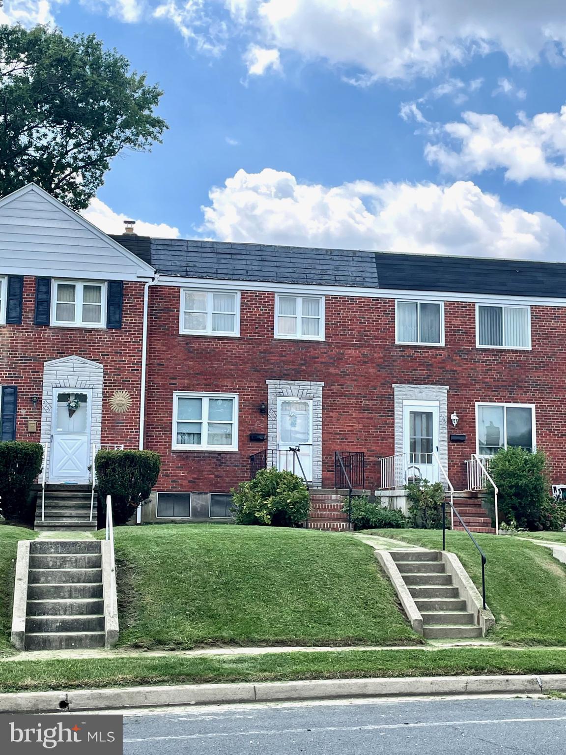 2249 Searles Road Baltimore, MD 21222 - Photo 2 of 35 Front of house