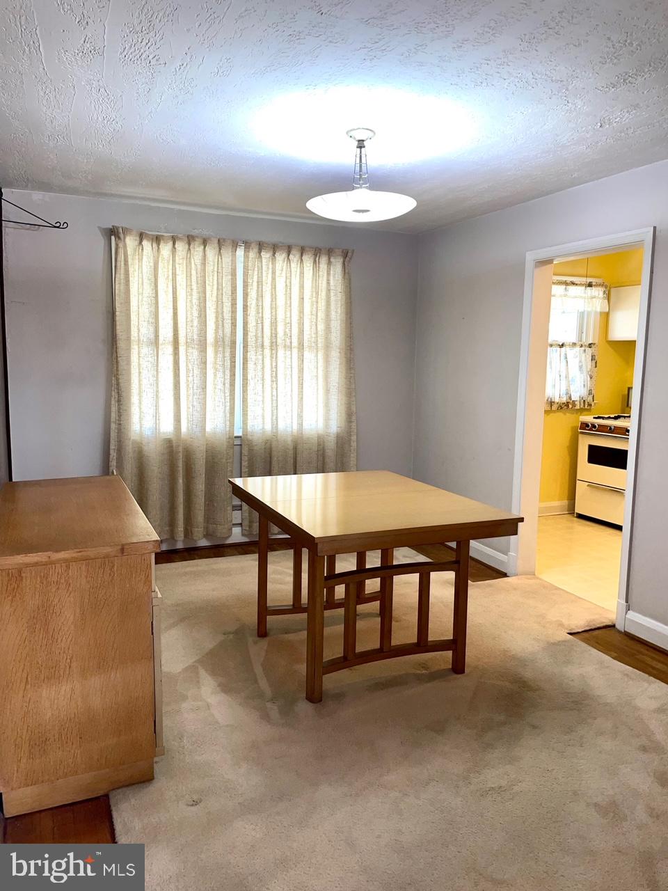 2249 Searles Road Baltimore, MD 21222 - Photo 10 of 35 Dining room