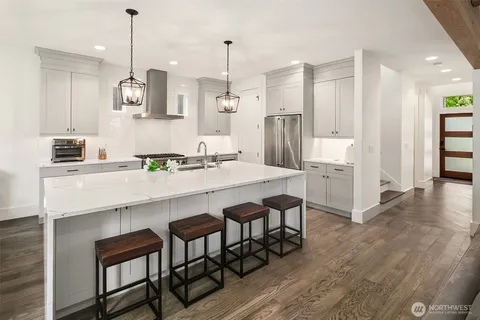 $2,195,000 | 11427 115th Avenue Northeast, Kirkland, WA 98033