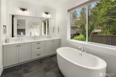 $2,195,000 | 11427 115th Avenue Northeast, Kirkland, WA 98033