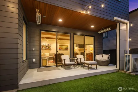 $2,195,000 | 11427 115th Avenue Northeast, Kirkland, WA 98033