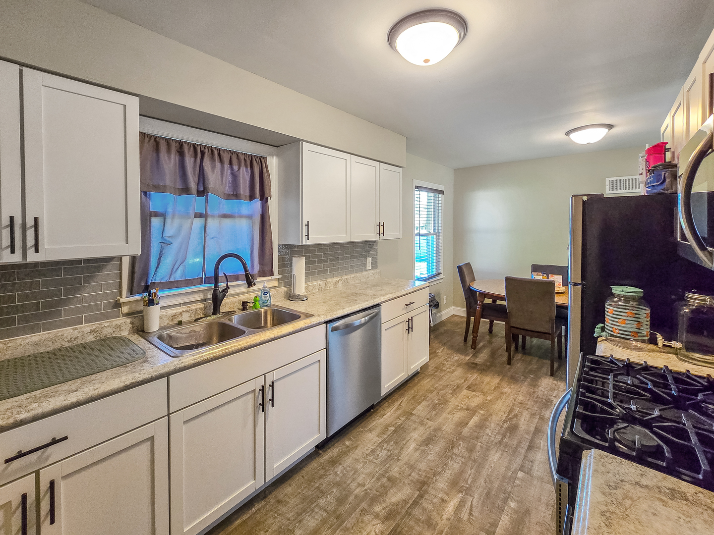 1514 West Acres Road Joliet, IL 60435 - Photo 4 of 15 Gallery Image 4