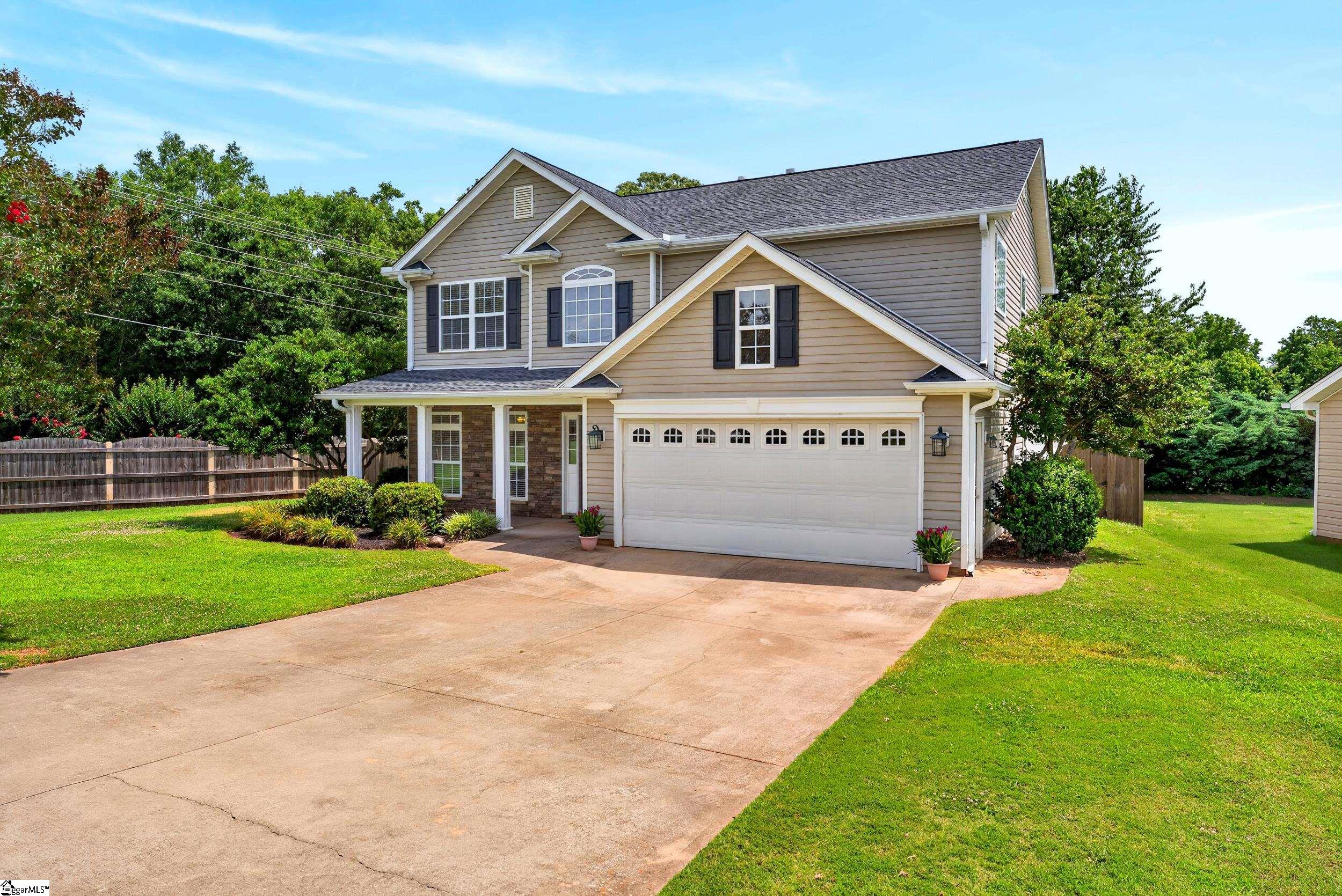 128 Saxon Falls Court Mauldin, SC 29607 - Photo 3 of 42