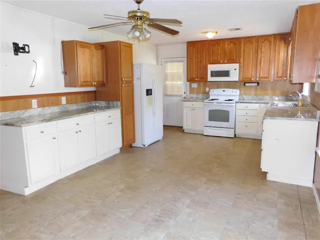 $165,000 | 105 Northwest 7th Street, Hubbard, TX 76648