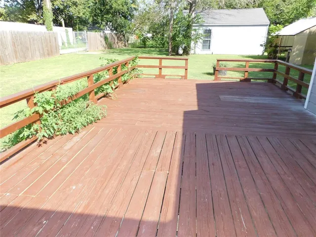 $165,000 | 105 Northwest 7th Street, Hubbard, TX 76648