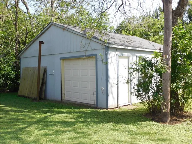 $165,000 | 105 Northwest 7th Street, Hubbard, TX 76648