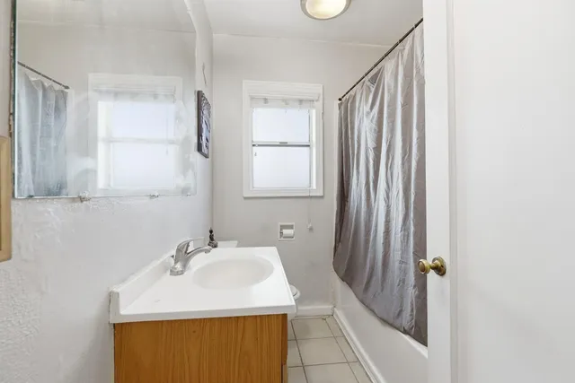 $375,000 | 810 Hackberry Avenue, Modesto, CA 95354