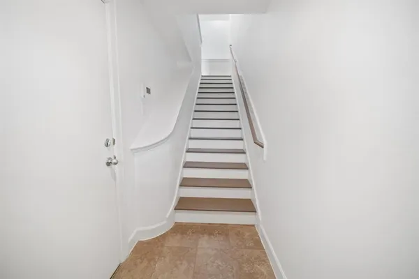 $1,950 | 7650 Springhill Street, Unit 403, Houston, TX 77021
