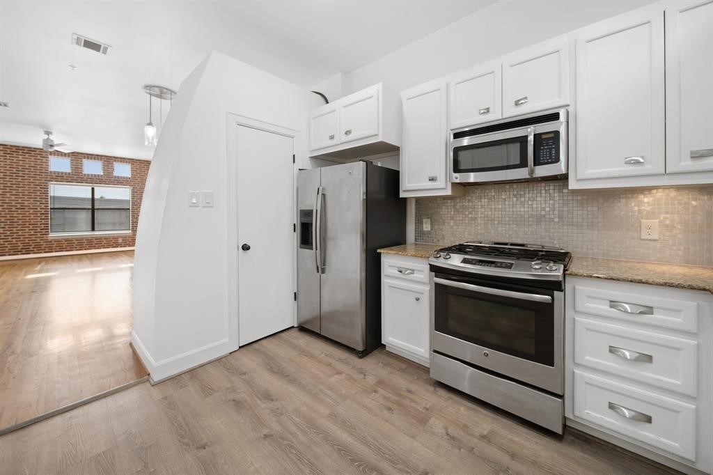 7650 Springhill Street, Unit 403 Houston, TX 77021 - Photo 10 of 30