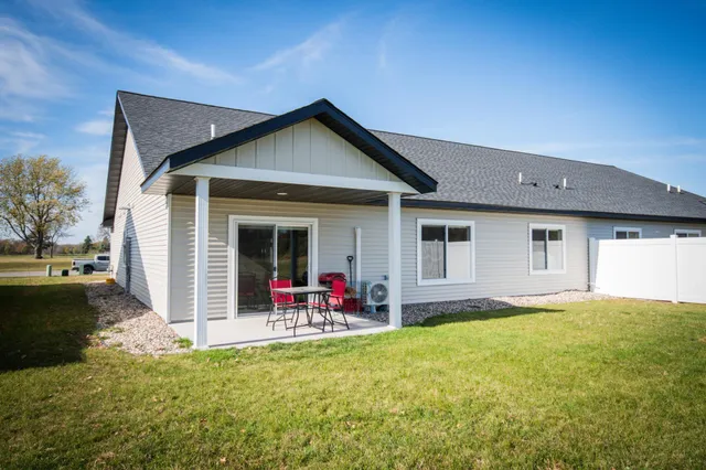 $399,000 | 714 Main Street North, Sauk Centre, MN 56378