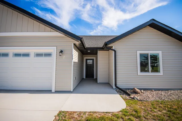 $399,000 | 714 Main Street North, Sauk Centre, MN 56378