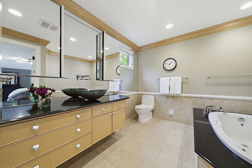 72 Beverly Road Brookline, MA 02467 - Photo 29 of 40