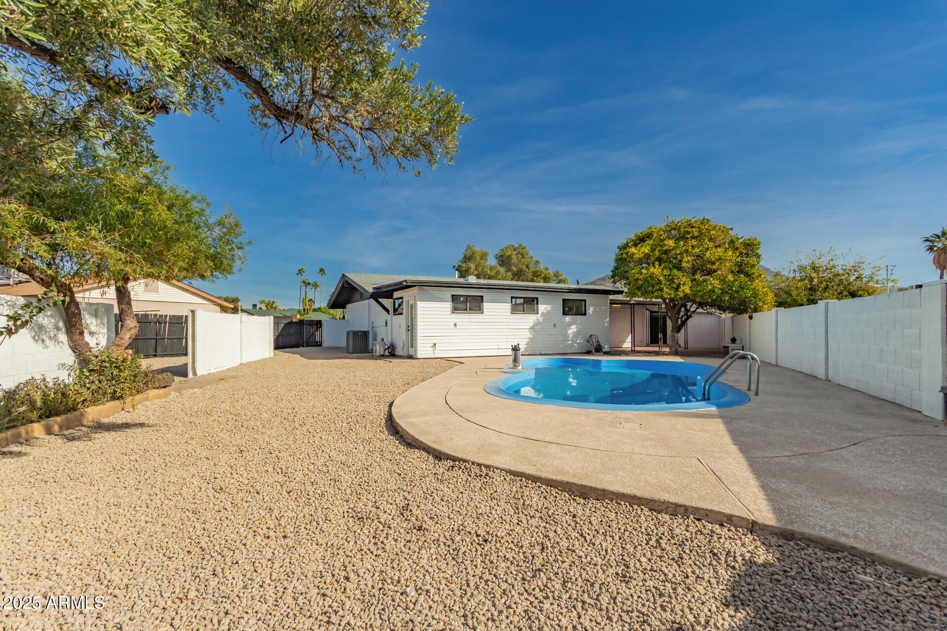 2319 West Wethersfield Road Phoenix, AZ 85029 - Photo 37 of 40 34 - Wethersfield