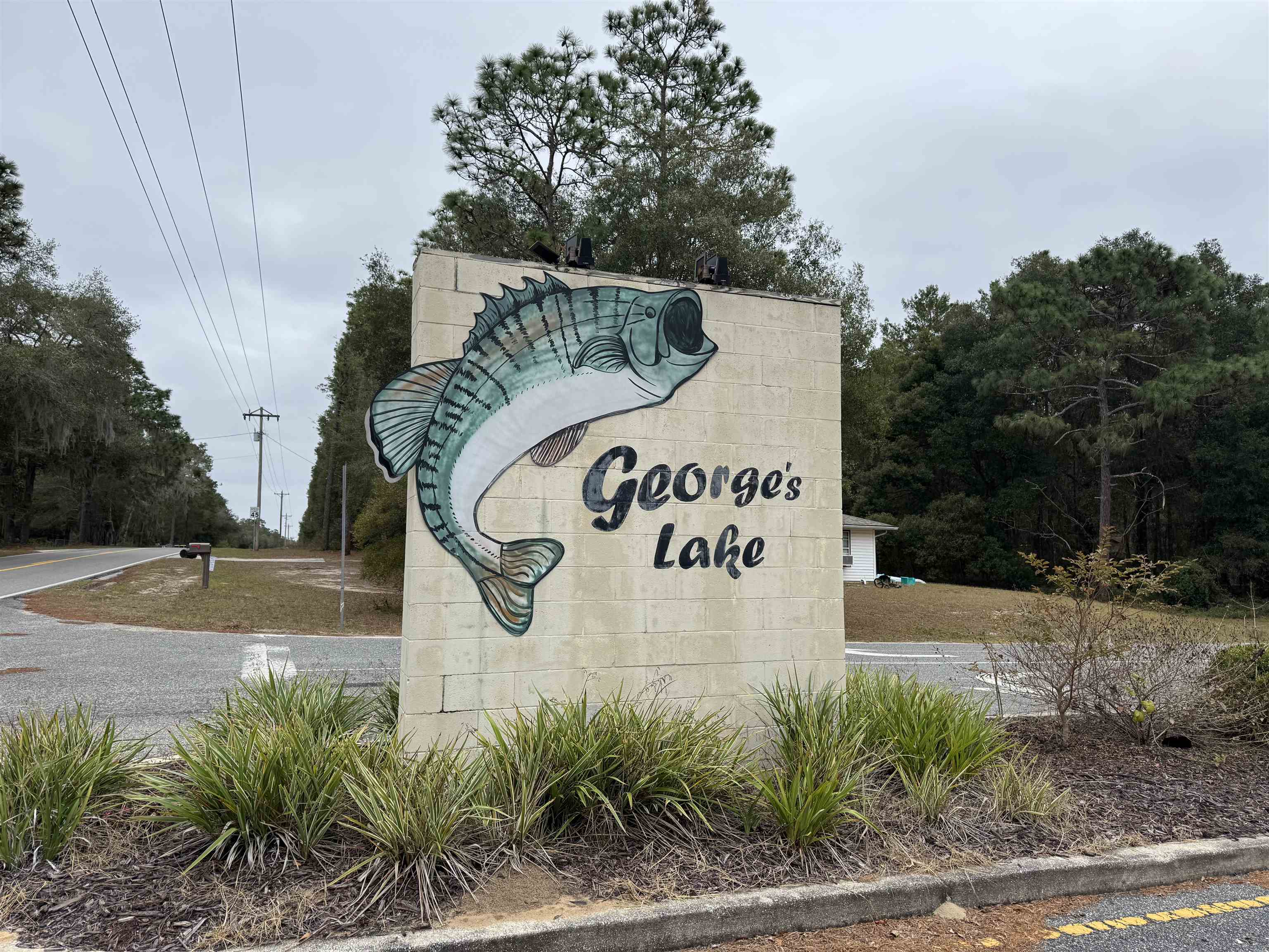 1134 Coral Farms Road Florahome, FL 32140 - Photo 29 of 33 a sign that is on the side of a building