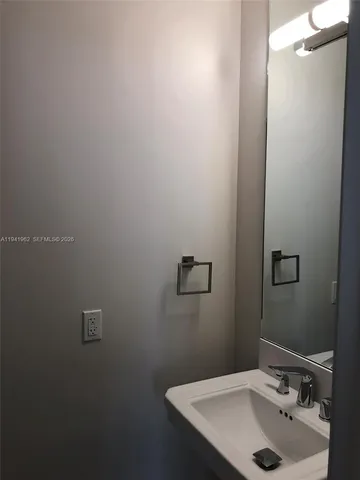 $990,000 | 1010 Southwest 2nd Avenue, Unit 506, Miami, FL 33130