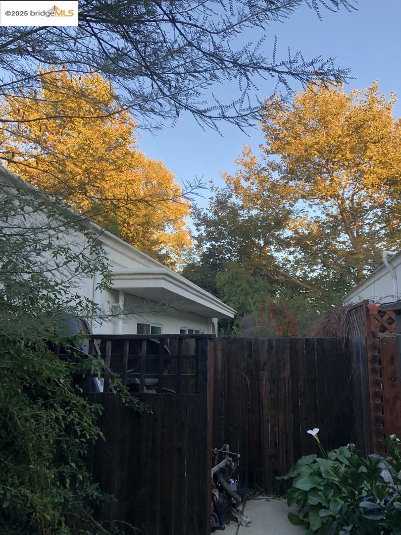 4088 Hackberry Place Davis, CA 95618 - Photo 16 of 58 a view of a backyard of the house