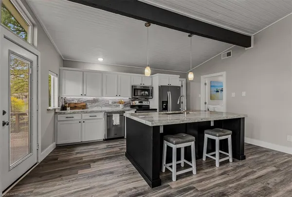 $489,900 | 2516 Wildwood Way, Tool, TX 75143