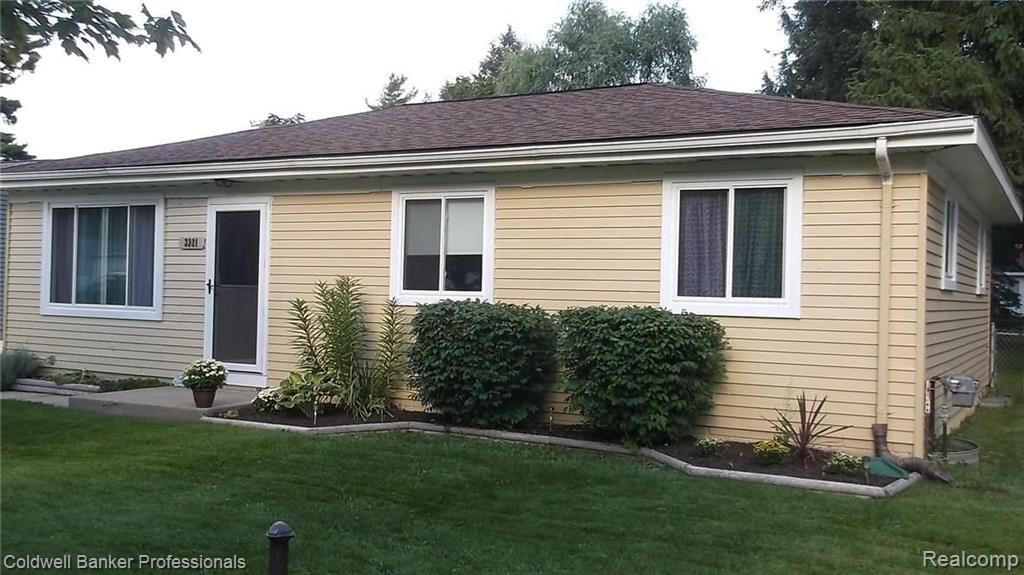 3221 Eastern Avenue Rochester Hills, MI 48307 - Photo 1 of 29