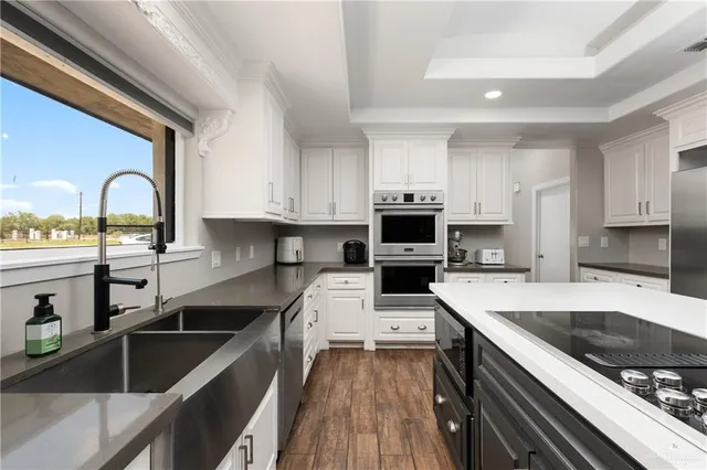 $889,900 | 2002 North Mayberry Boulevard, Alton, TX 78573