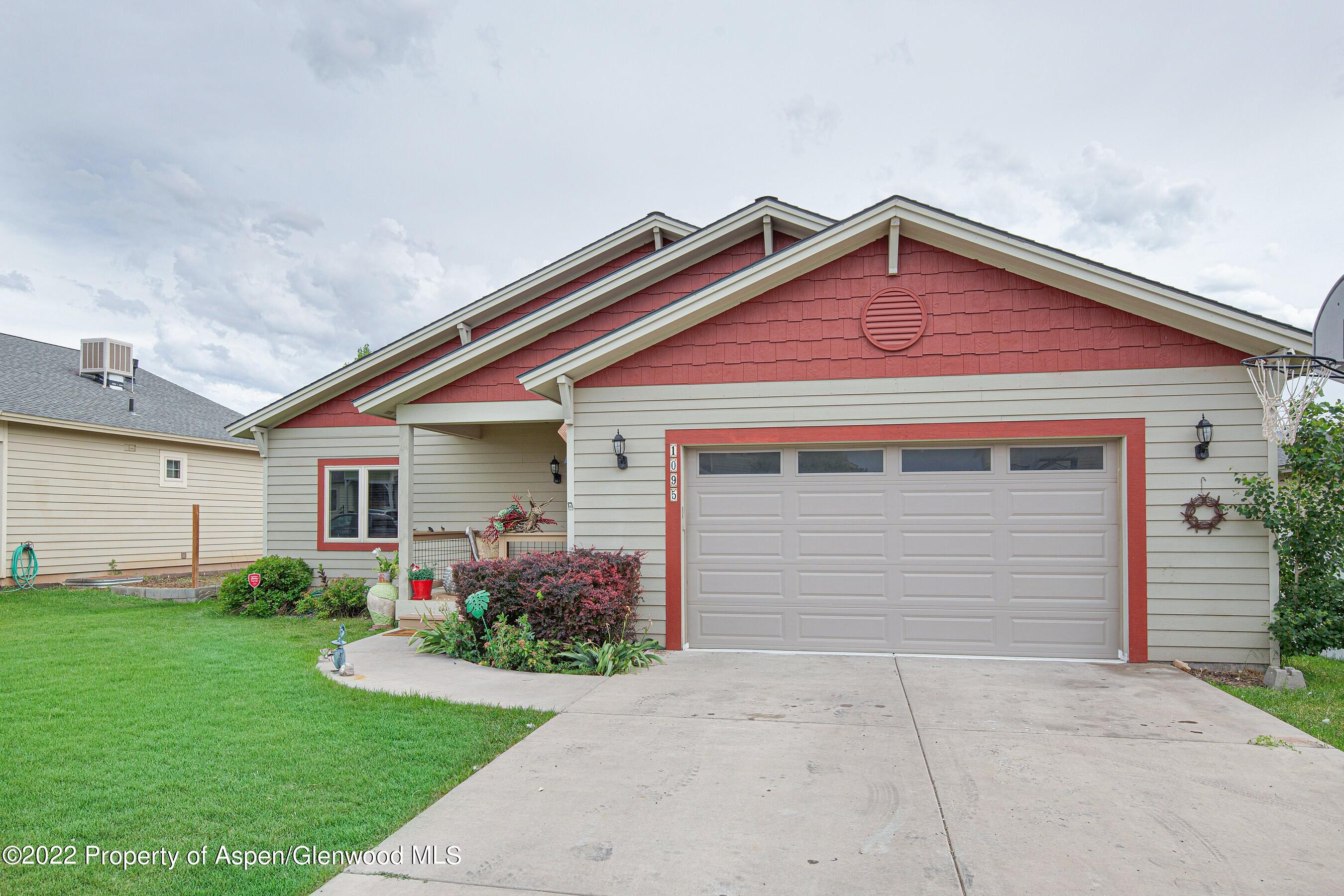 1095 East 19th Street, Rifle, CO 81650 Compass