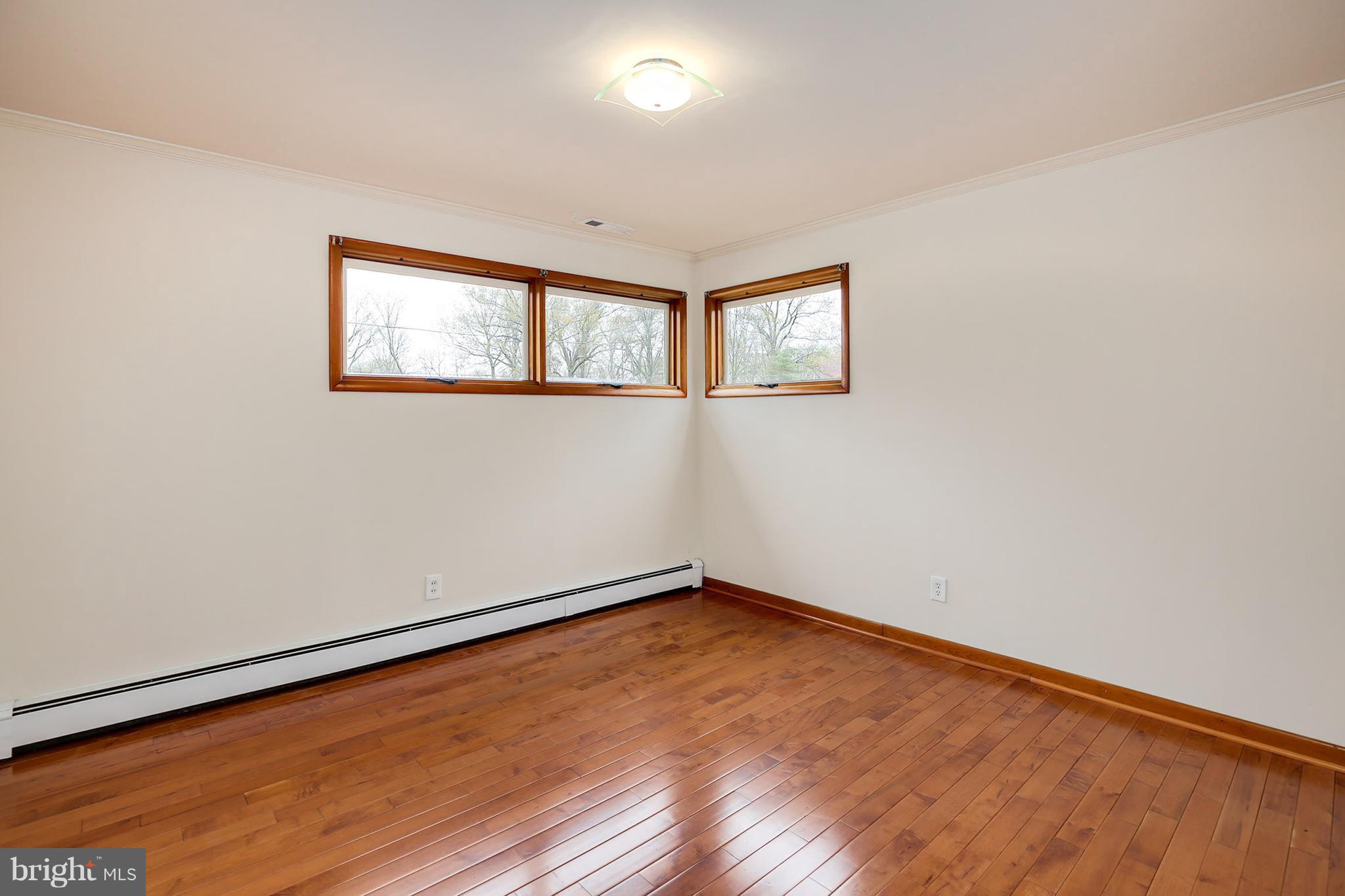 4005 Foreston Road Beltsville, MD 20705 - Photo 16 of 30 Bedroom