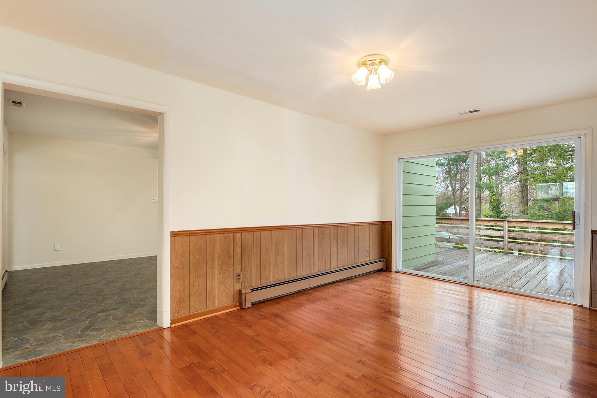 4005 Foreston Road Beltsville, MD 20705 - Photo 9 of 30 Dining Room