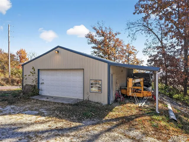$485,000 | 1752 Brownsmill Road, Elsberry, MO 63343