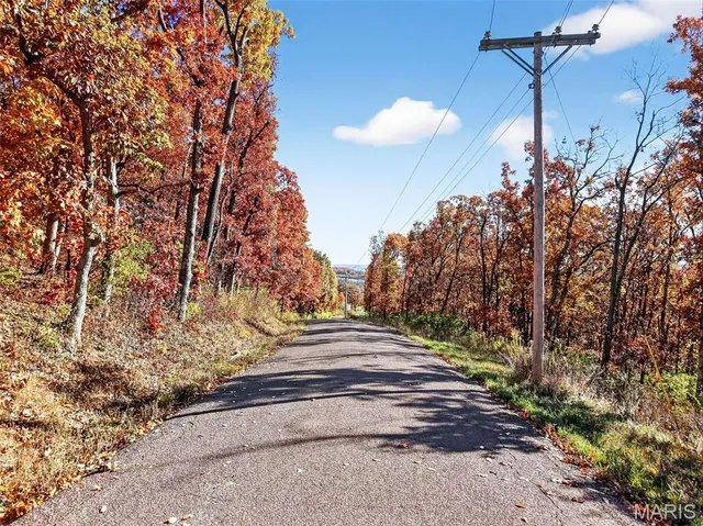 $485,000 | 1752 Brownsmill Road, Elsberry, MO 63343