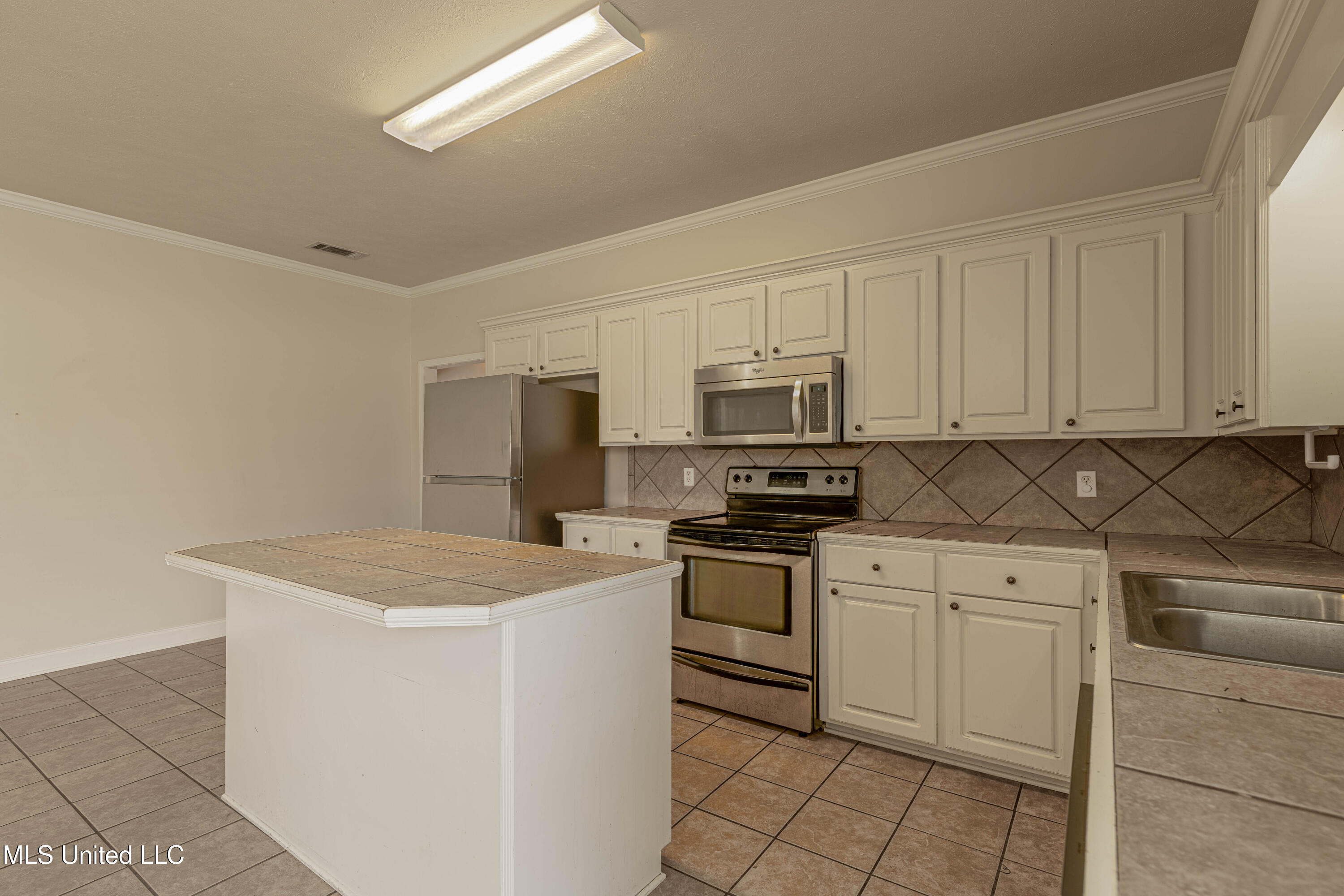 629 Westhill Road Brandon, MS 39042 - Photo 11 of 40 IMG_5274-Edit