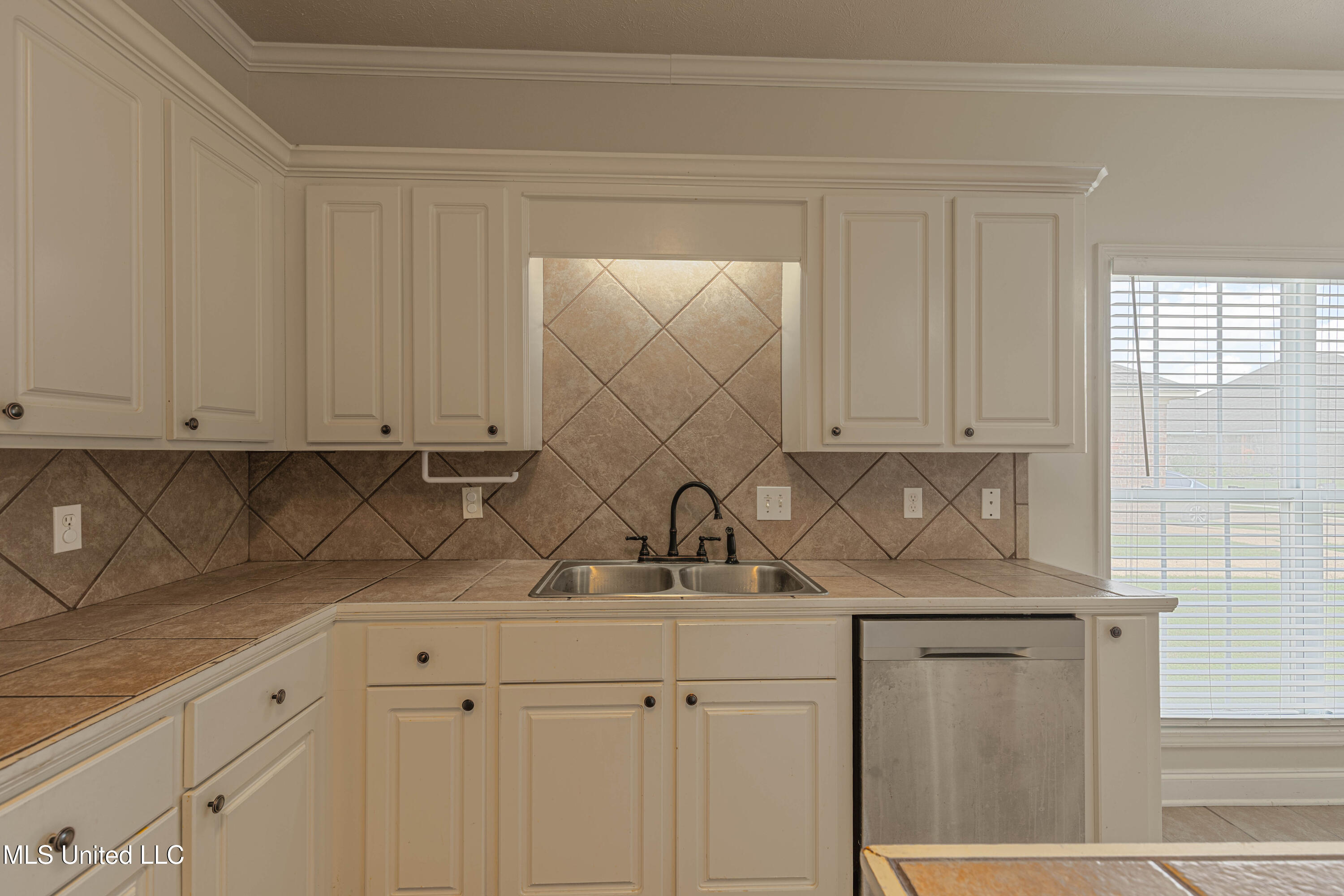 629 Westhill Road Brandon, MS 39042 - Photo 13 of 40 IMG_5280-Edit