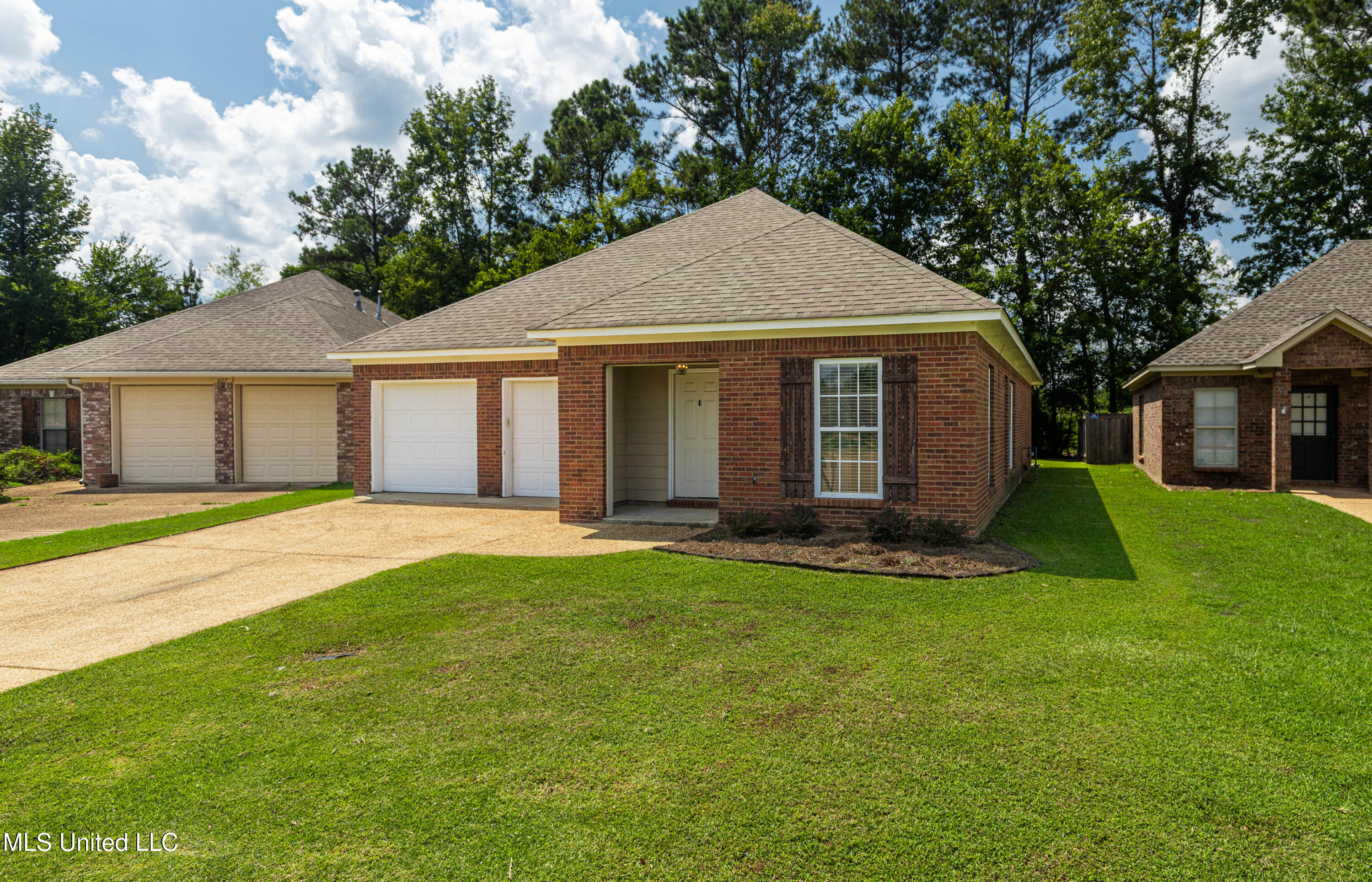 629 Westhill Road Brandon, MS 39042 - Photo 2 of 40 IMG_5247