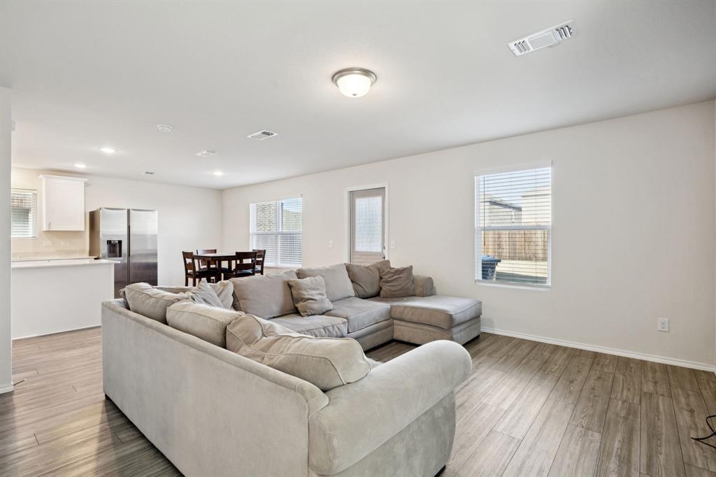 1839 Ballinger Drive Forney, TX 75126 - Photo 2 of 21