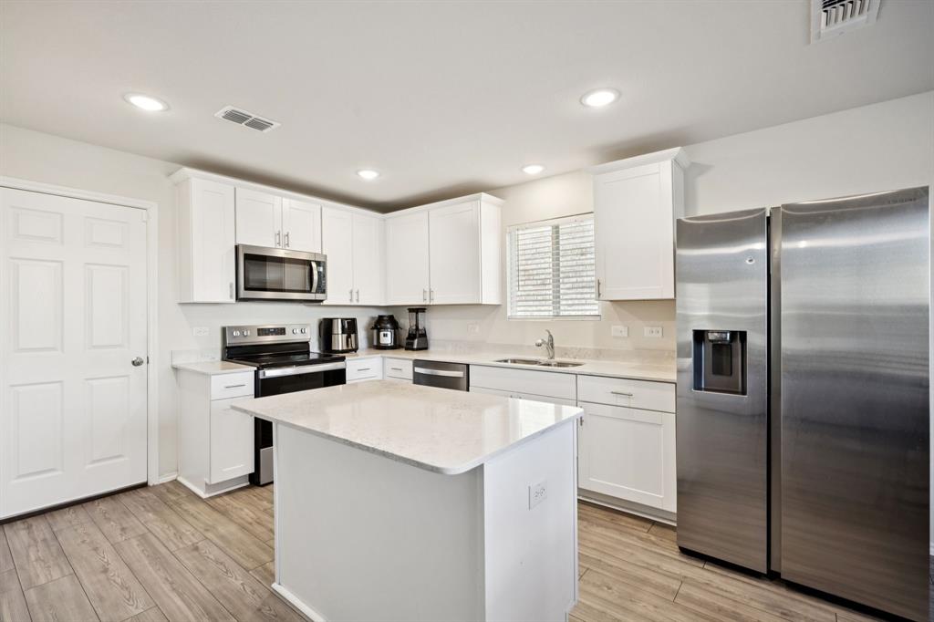 1839 Ballinger Drive Forney, TX 75126 - Photo 5 of 21