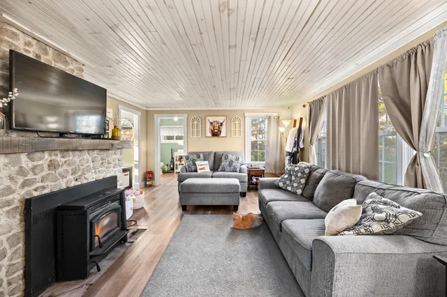 $210,000 | 1 McNally Road, Clinton, ME 04927