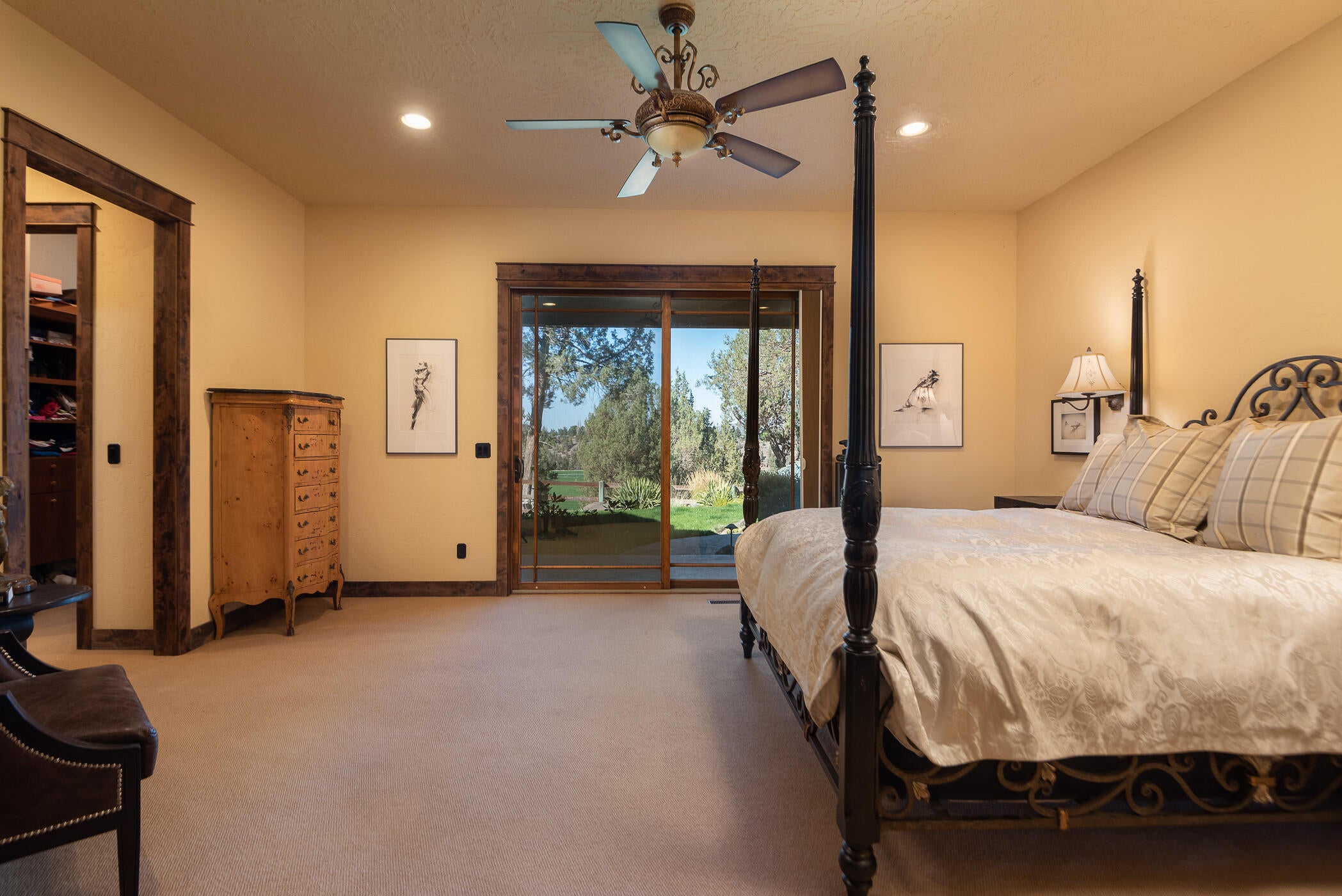 20240 Rock Canyon Road Bend, OR 97703 - Photo 25 of 48 25Master to patio doors