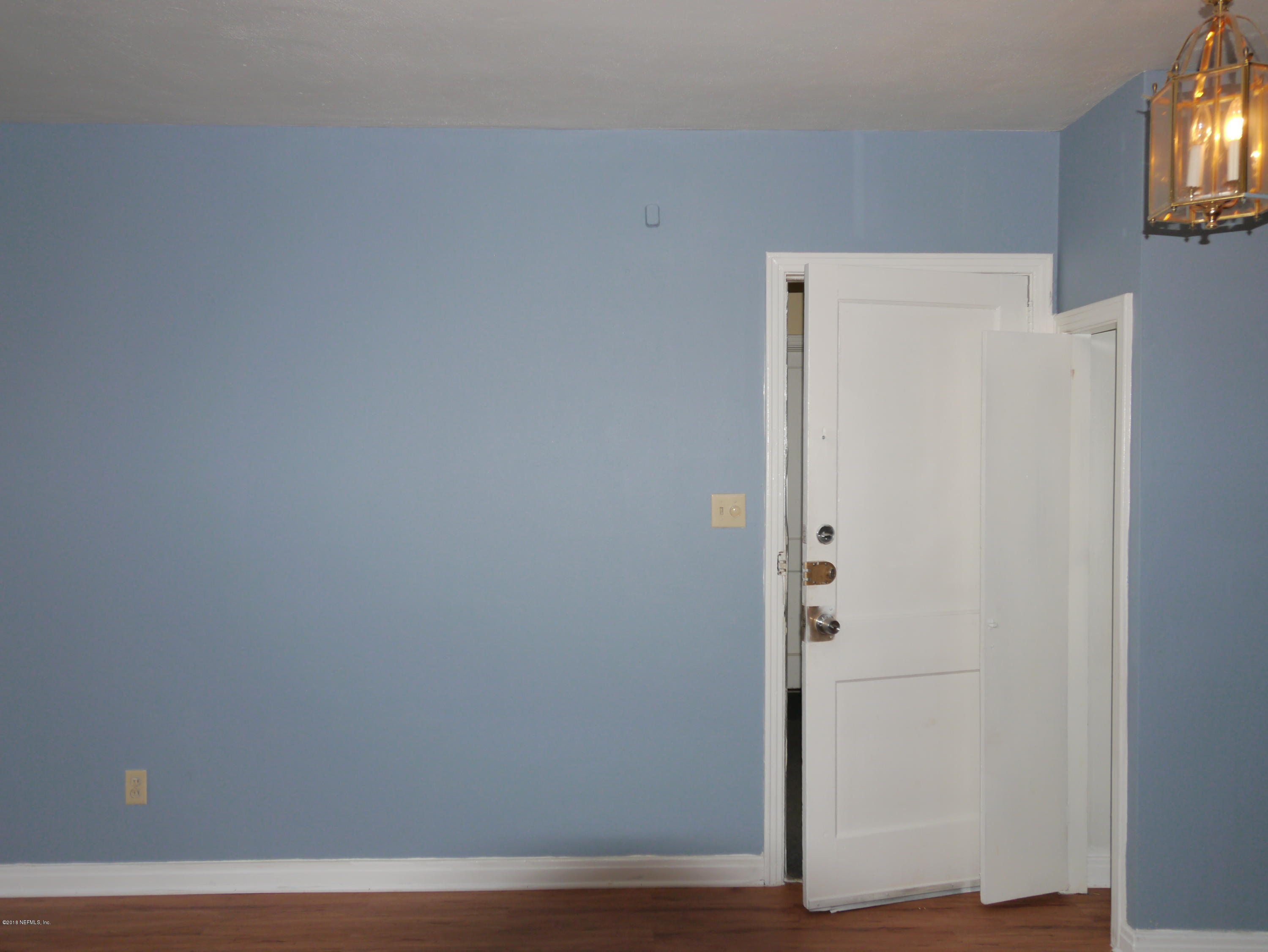 2153 Post Street, Unit 4 Jacksonville, FL 32204 - Photo 16 of 17 a view of wooden floor