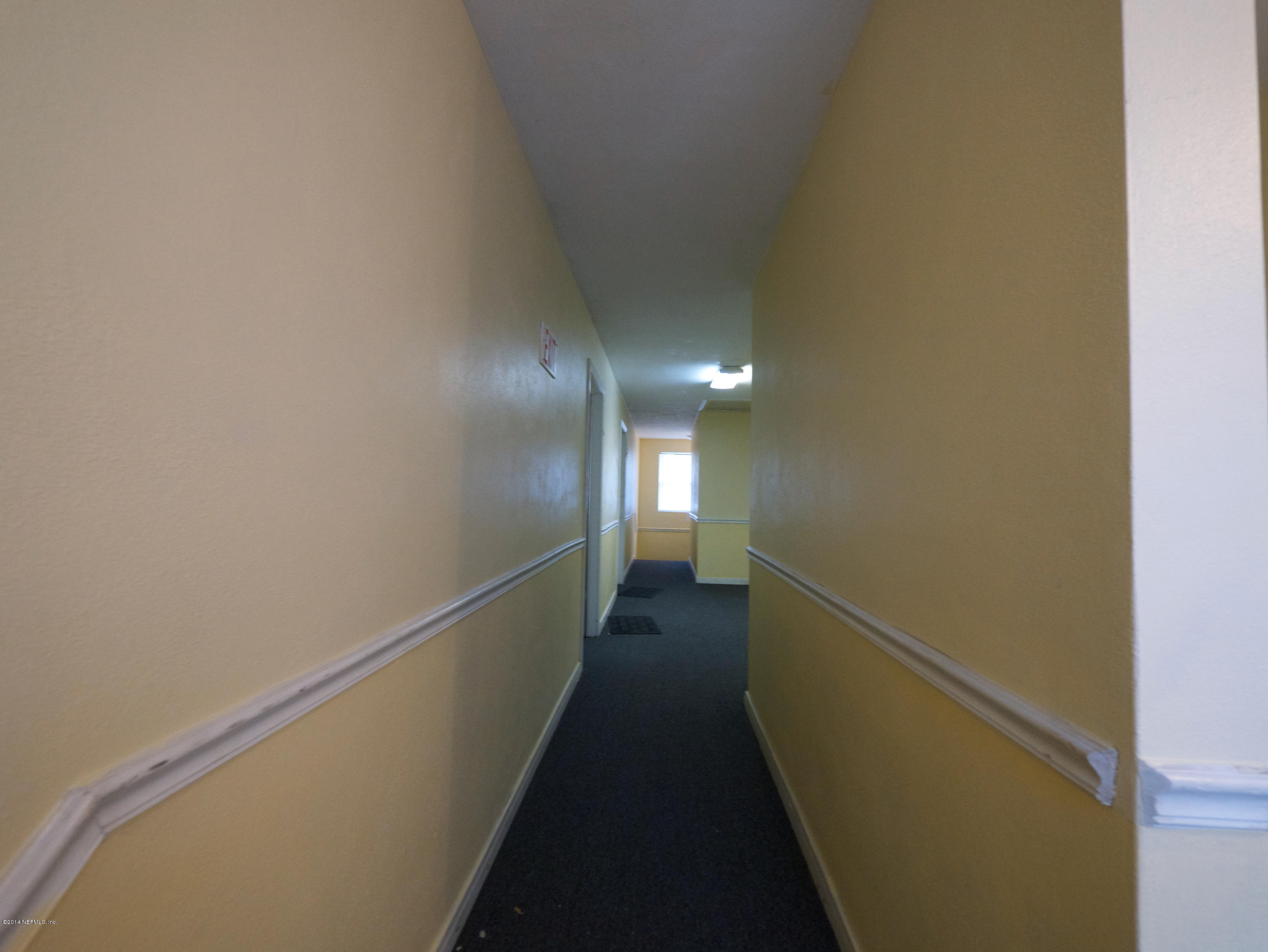 2153 Post Street, Unit 4 Jacksonville, FL 32204 - Photo 4 of 17 a view of a hallway