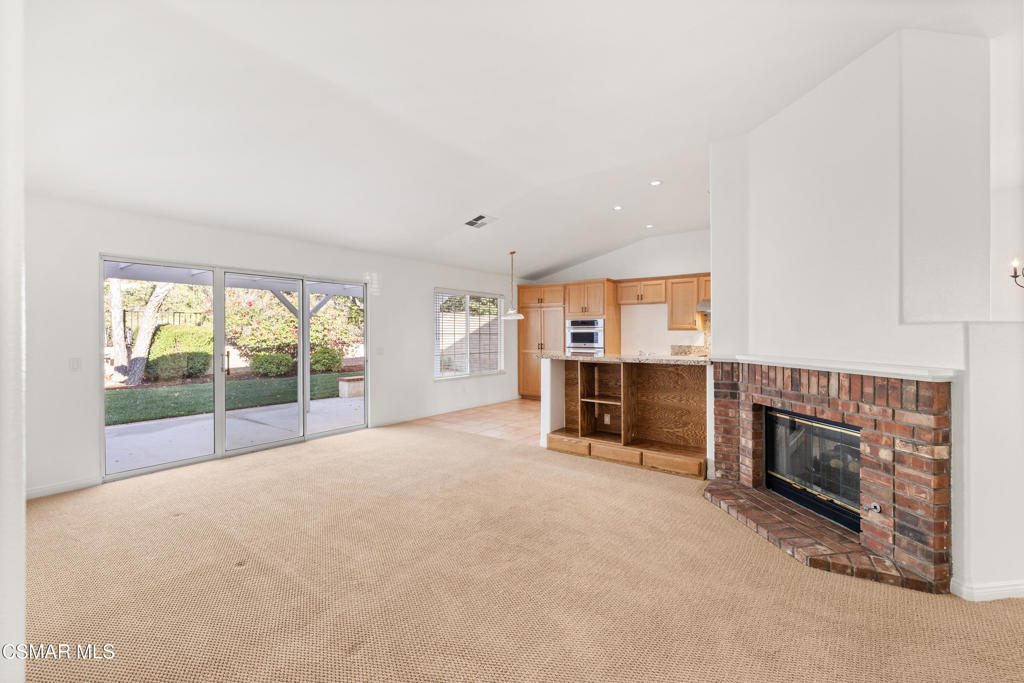 2449 Rutland Place Thousand Oaks, CA 91362 - Photo 4 of 29