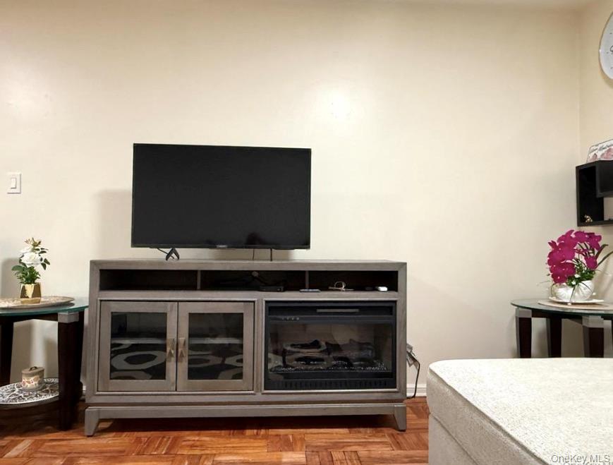 7261 Shore Road, Unit 1R Brooklyn, NY 11209 - Photo 31 of 33