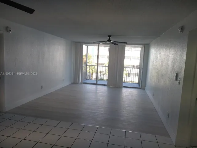 $225,000 | 700 Northwest 214th Street, Unit 403, Miami Gardens, FL 33169