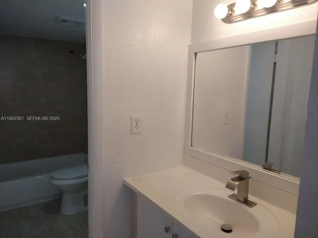 $225,000 | 700 Northwest 214th Street, Unit 403, Miami Gardens, FL 33169