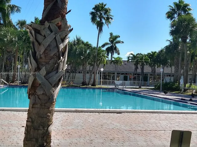 $225,000 | 700 Northwest 214th Street, Unit 403, Miami Gardens, FL 33169