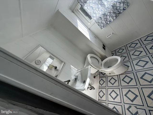 $365,000 | 2814 Old Welsh Road, Willow Grove, PA 19090